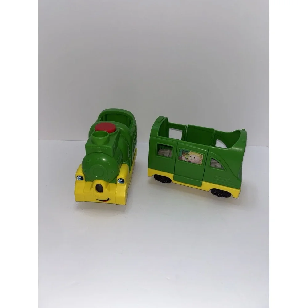Fisher Price Little People 2016 Lights & Sounds Friendly Passenger Train  Tested